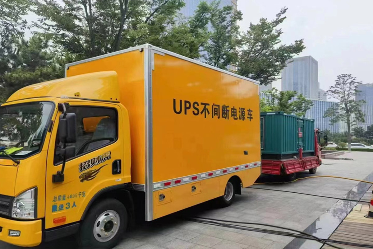 龙南发电机租赁施工现场