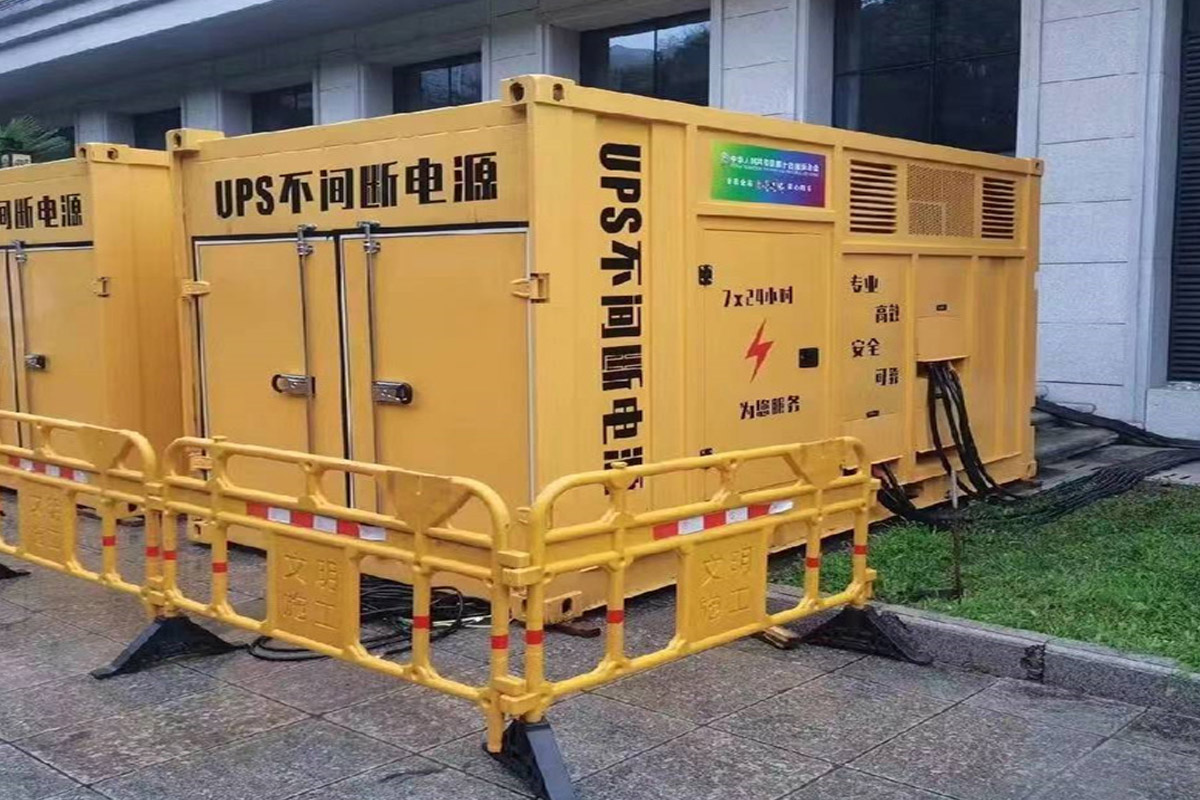 龙南发电机租赁施工现场